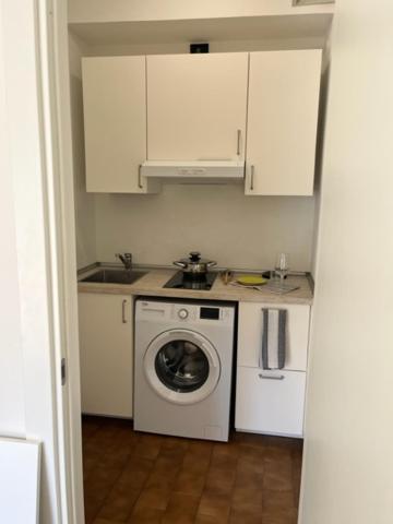 A Due Passi Dal Mare Apartment Genua